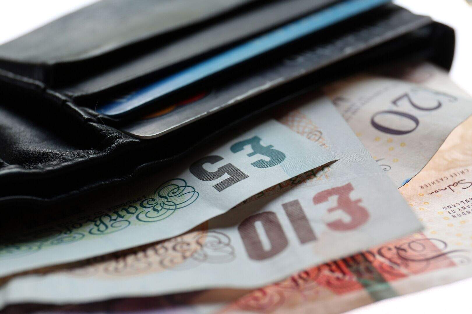 Lost wallet more likely to be returned when big sum inside, study ...