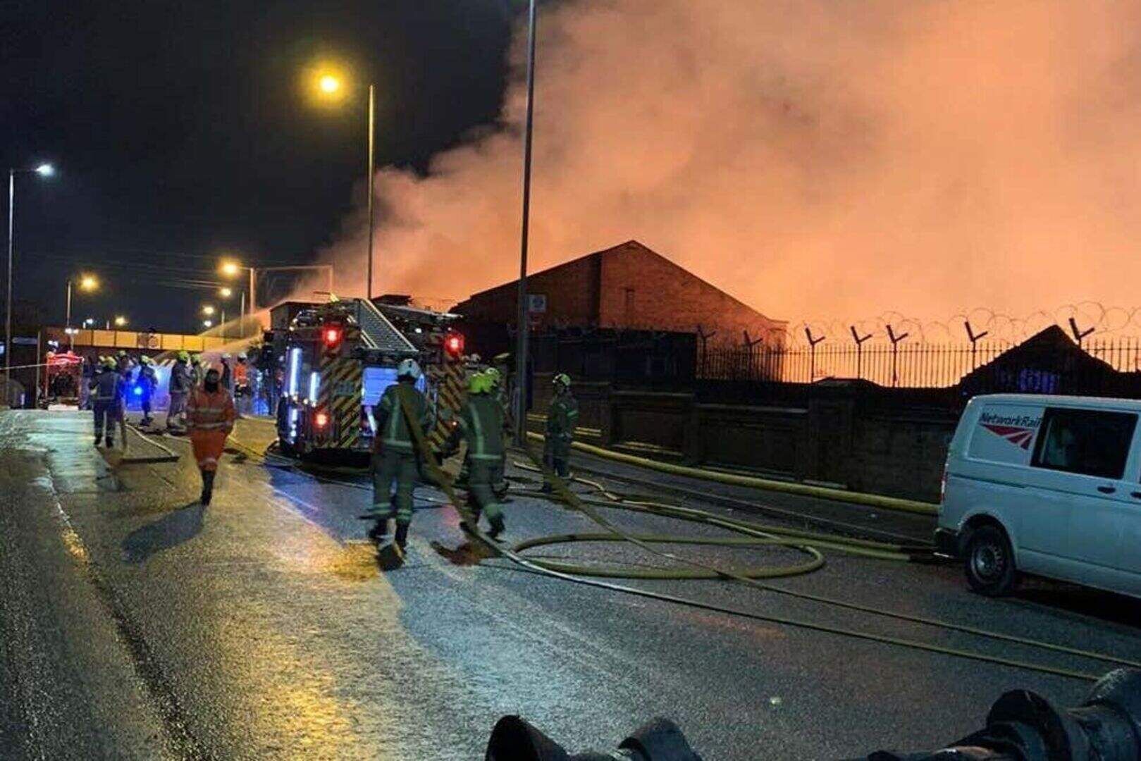 Major incident declared as 100 firefighters tackle blaze in derelict ...