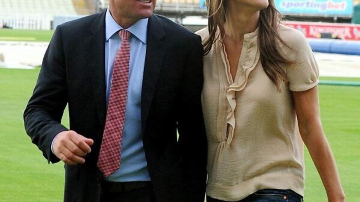Liz Hurley's in no rush to marry | Belfast Telegraph