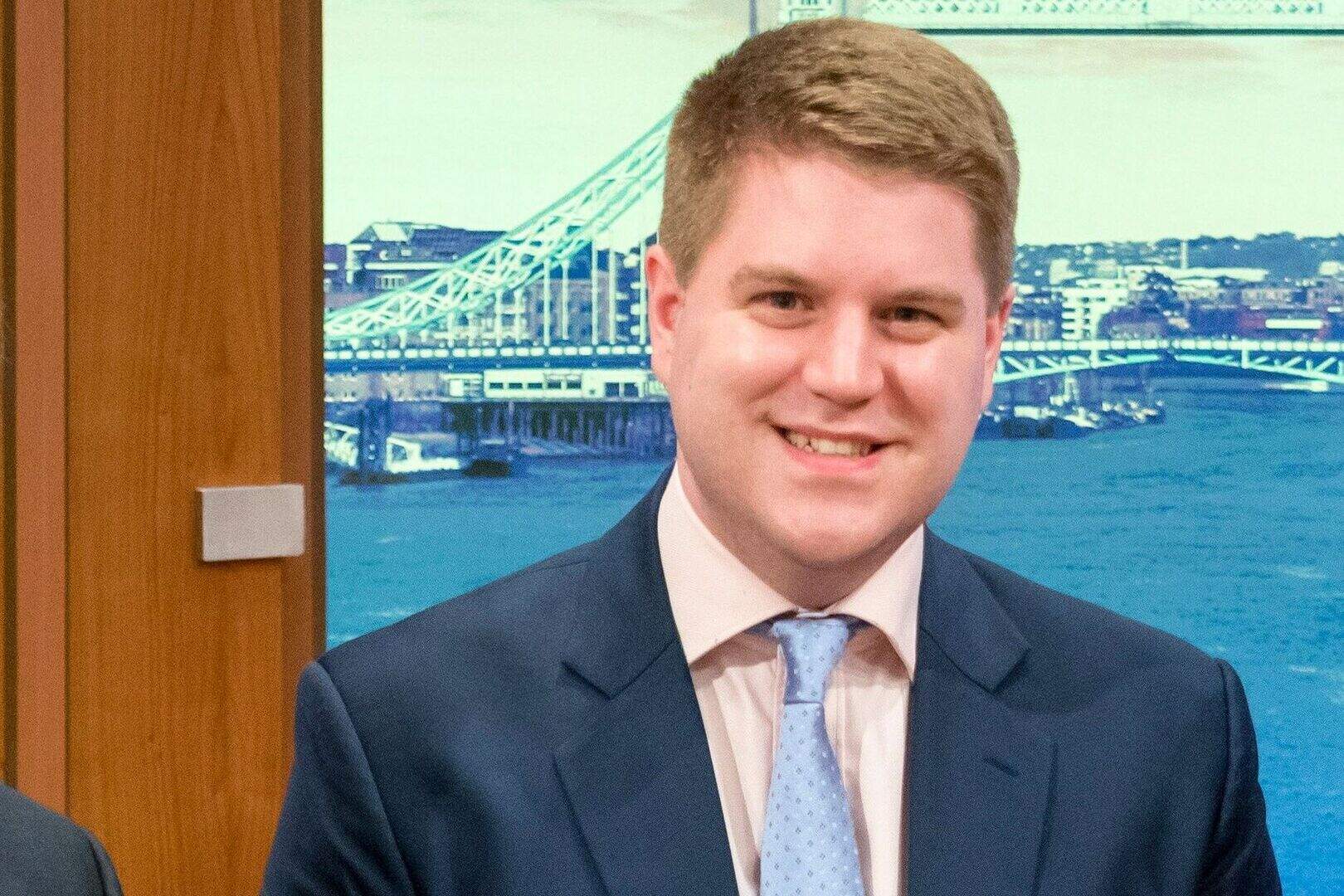 Peter Cardwell: NI political journalist who topped declared income table to  host two Talk TV shows after promotion | Belfast Telegraph