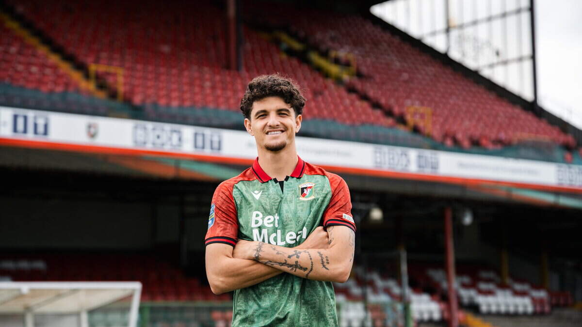 Glentoran bolster back line with loan deal for Kilmarnock’s Young Player of the Year: ‘It’s a big opportunity for me’