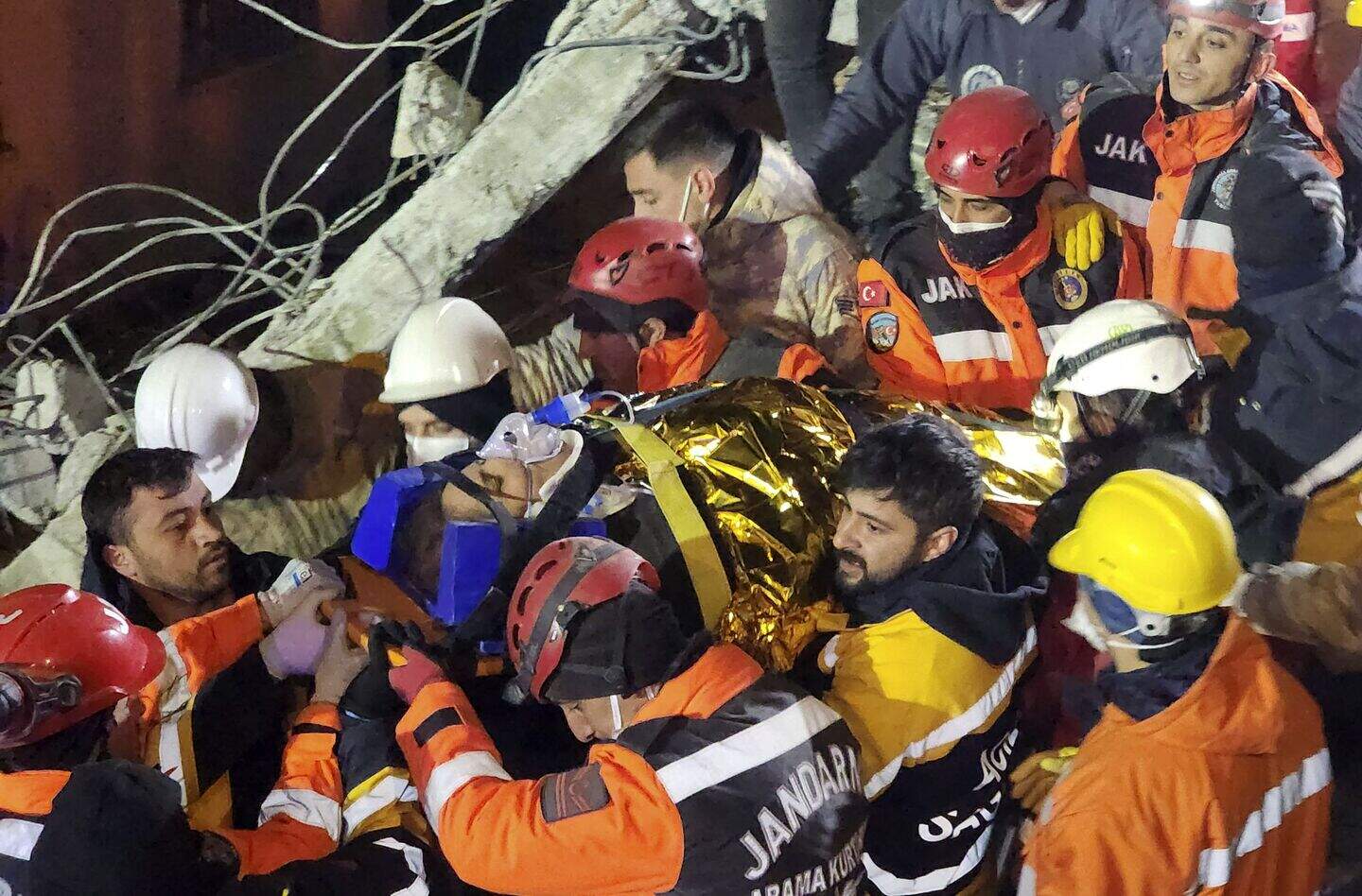 Turkey earthquake survivors face despair, as rescues wane | Belfast ...