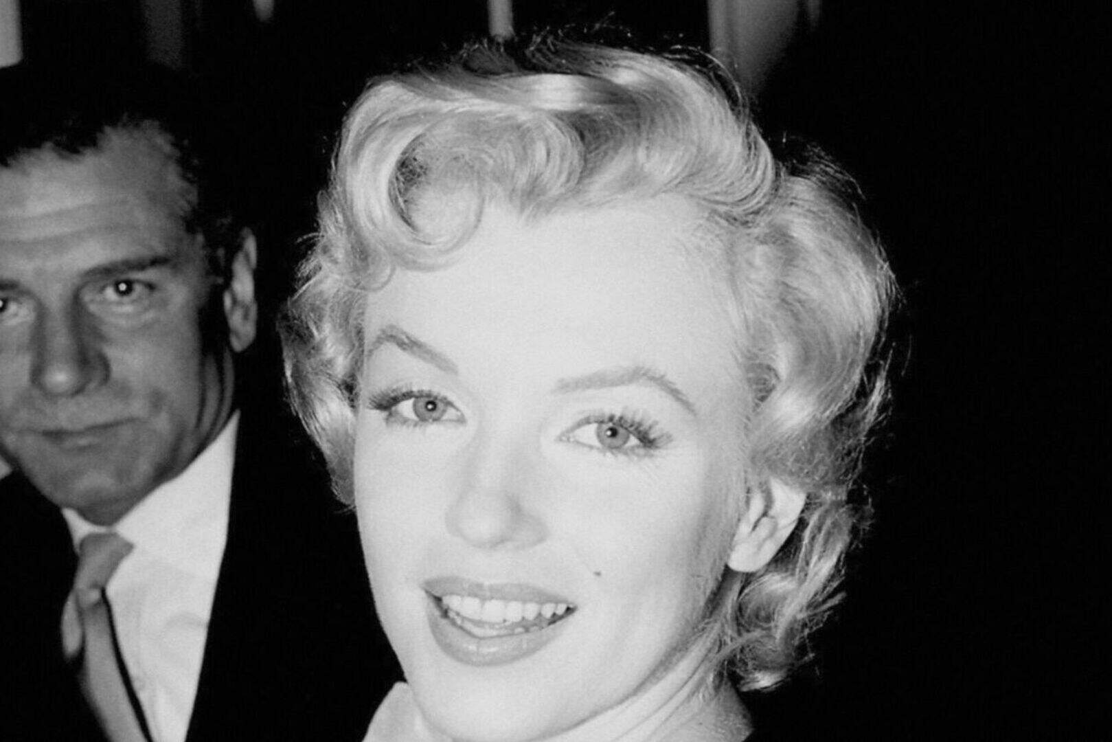Marilyn Monroe's 'happy birthday Mr President' dress sells for 4.8m dollars  | Belfast Telegraph