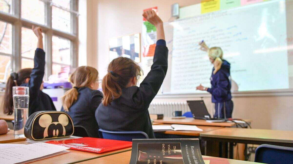 Staff shortages caused by Covid forcing schools to ‘send pupils home ...
