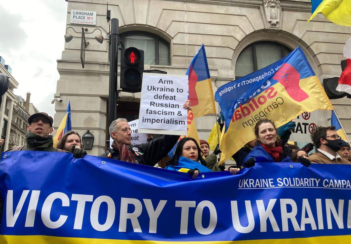Pro-Ukraine group clashes with activists urging UK to stop supplying ...