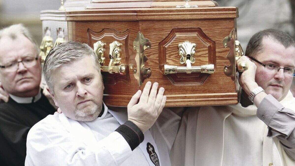 Ireland Father Reed Priest's pursuit of peace is hailed as Fr Reid laid to rest | Belfast ...