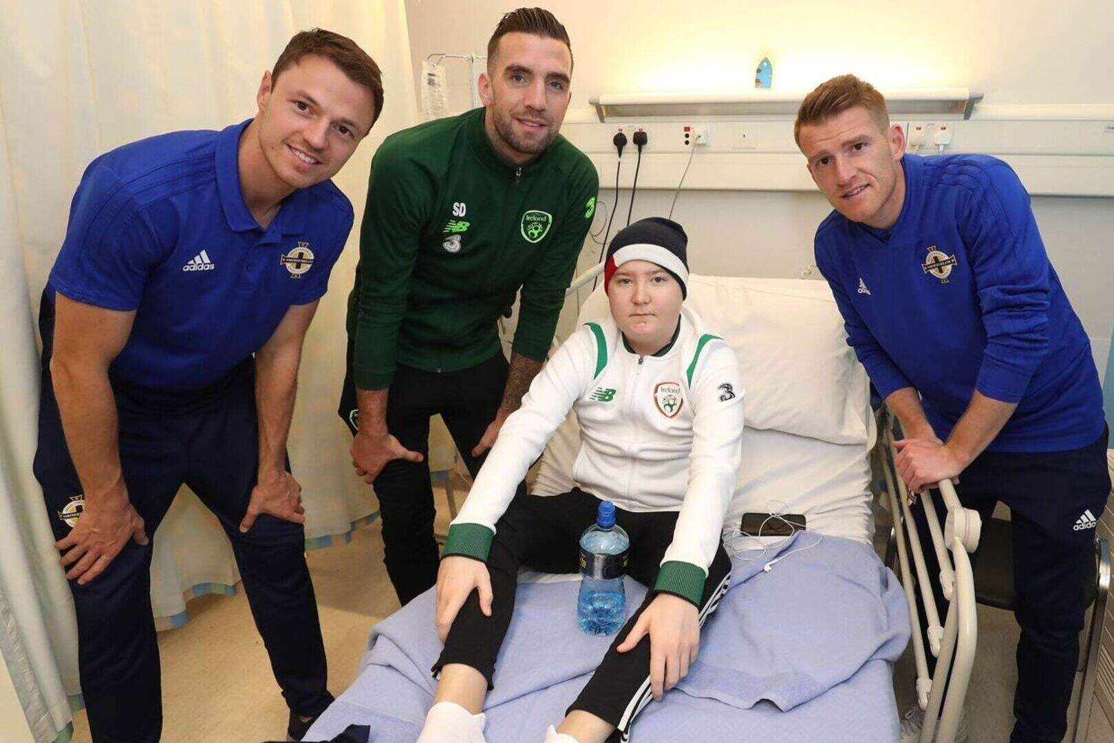 Northern Ireland and Republic of Ireland make hospital visit together ...