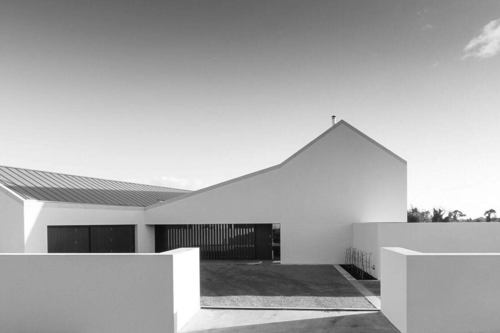 Fancy a night in an award-winning Grand Designs home? Architect enters ...