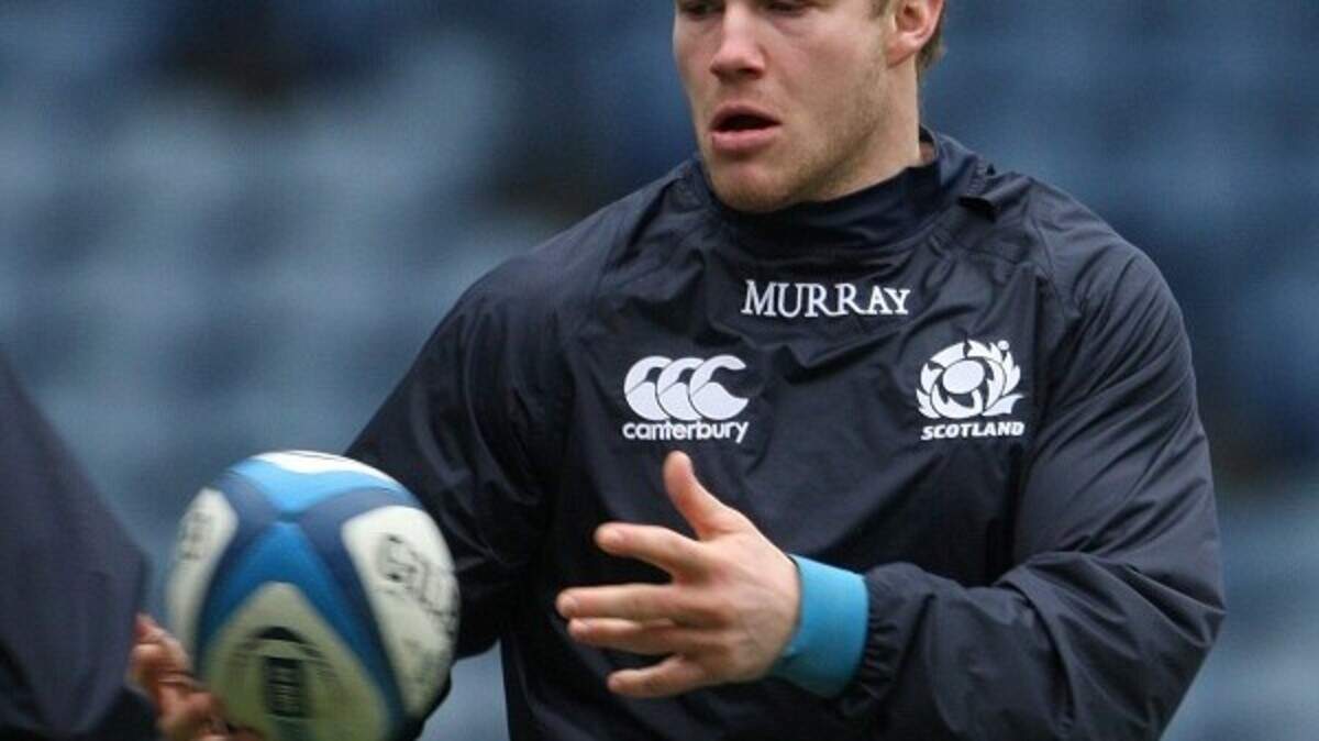 Rennie gets Scotland starting spot | Belfast Telegraph