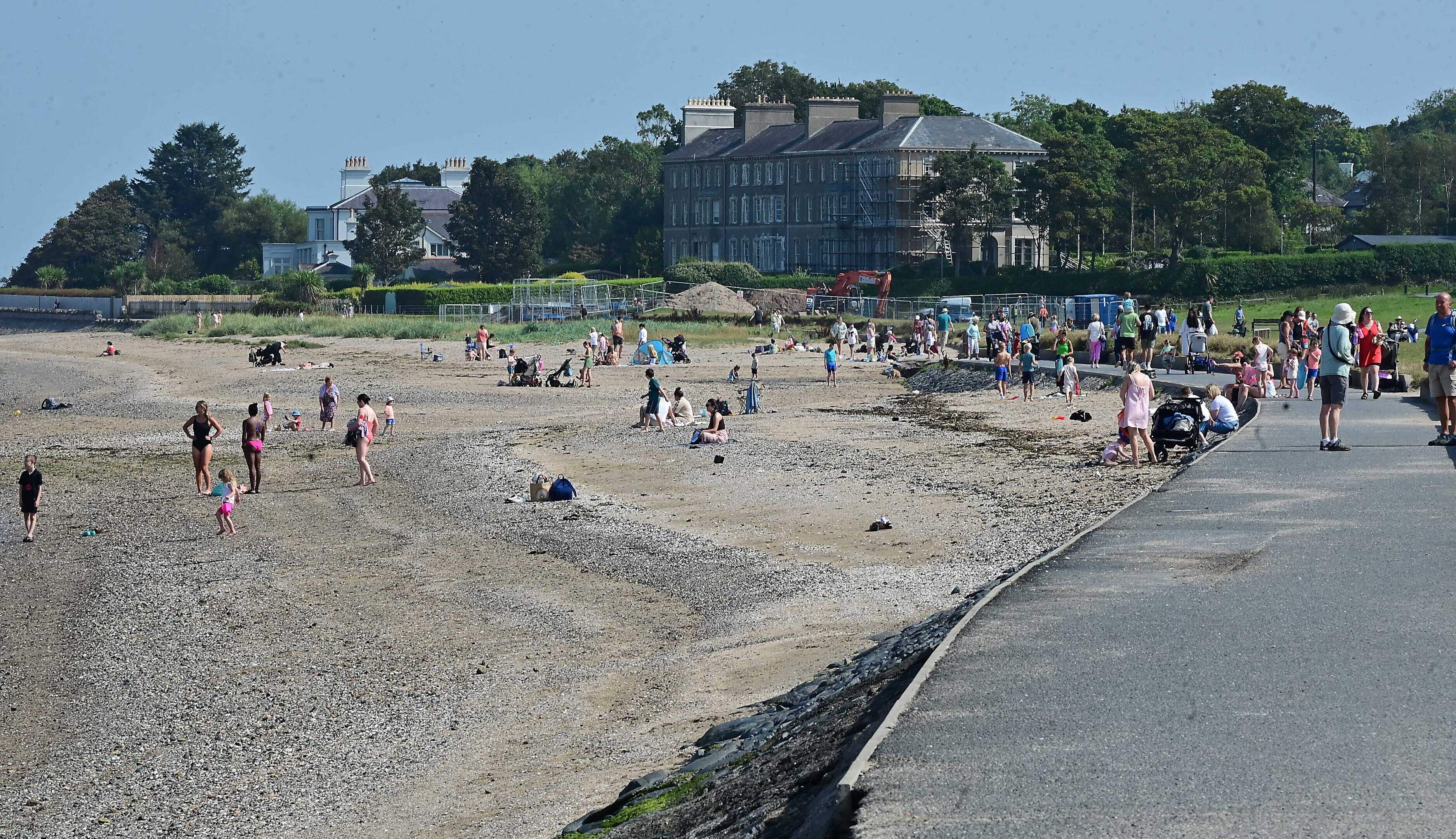 Northern Ireland set to sizzle: Met Office reveals best places to enjoy Bank Holiday heat