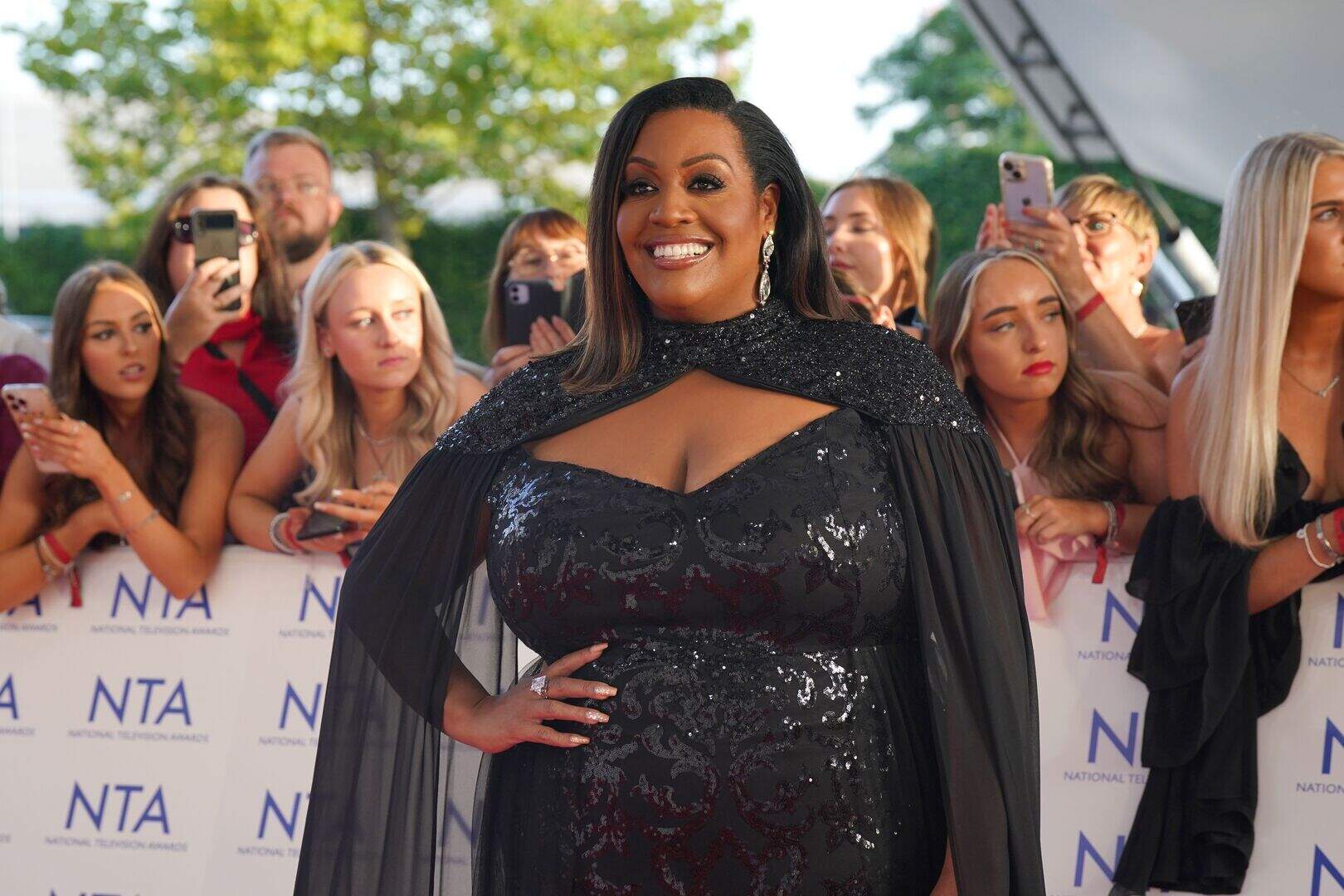 Alison Hammond can’t understand Mark Lutton's NI accent in latest Bake ...