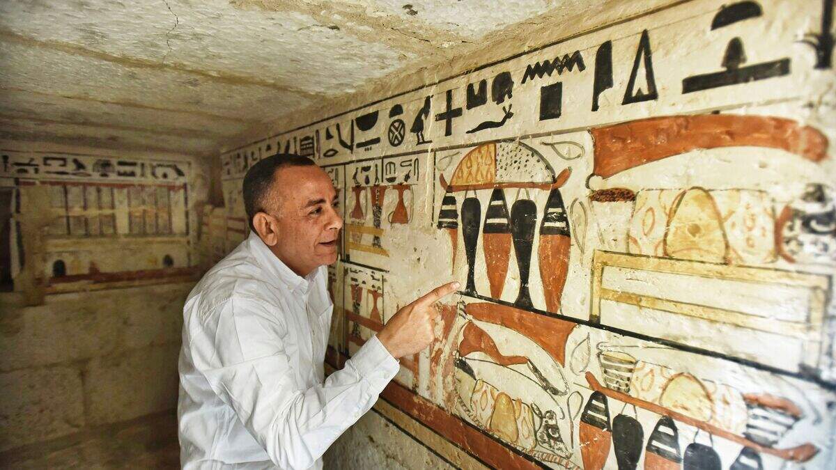 Recently discovered 4,700-year-old tombs go on display in Egypt ...
