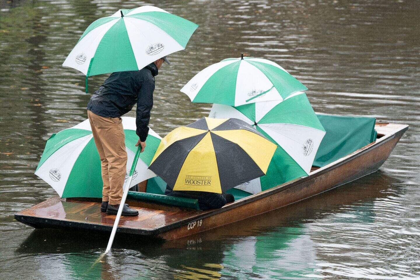 Risk of flooding as fresh heavy rain warning is issued for South East ...