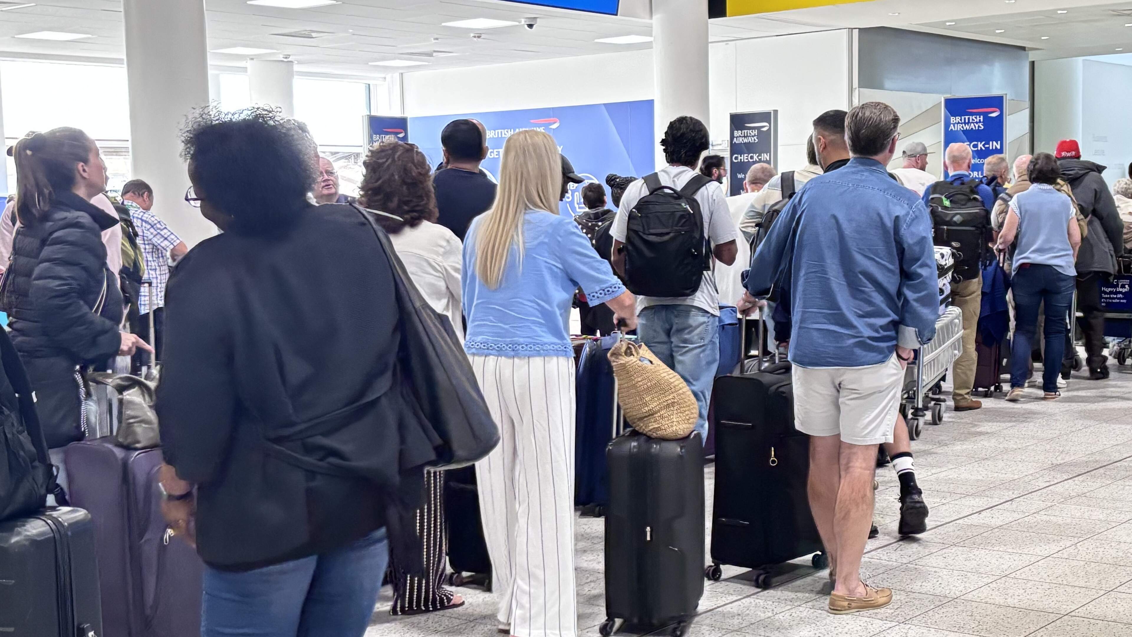 Some ‘knock on’ delays for NI flights after air traffic control glitch