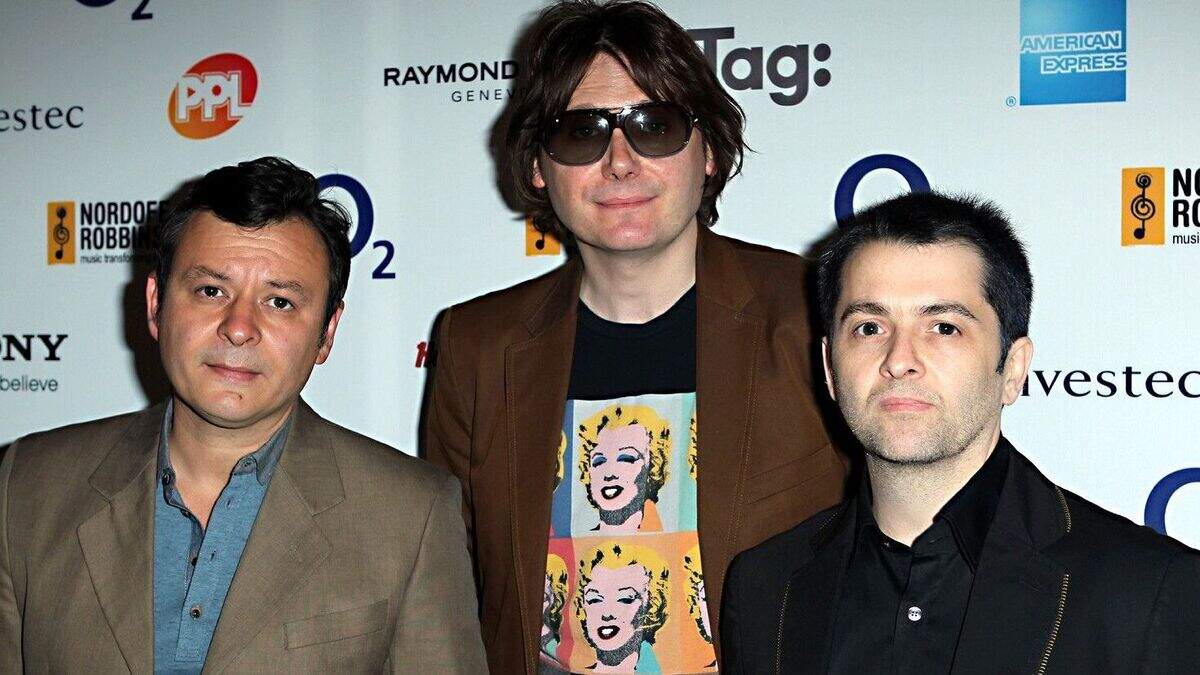 Manics announce Holy Bible tour | Belfast Telegraph