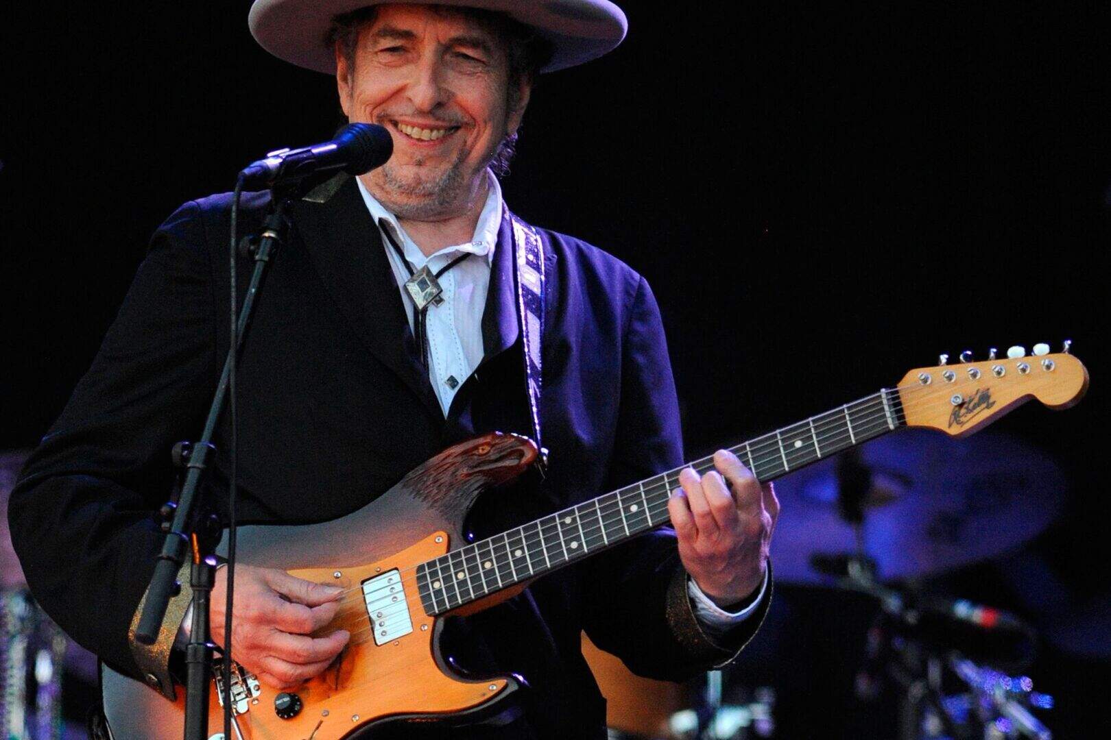 Bob Dylan to play in Belfast as part of UK and Ireland tour | Belfast ...