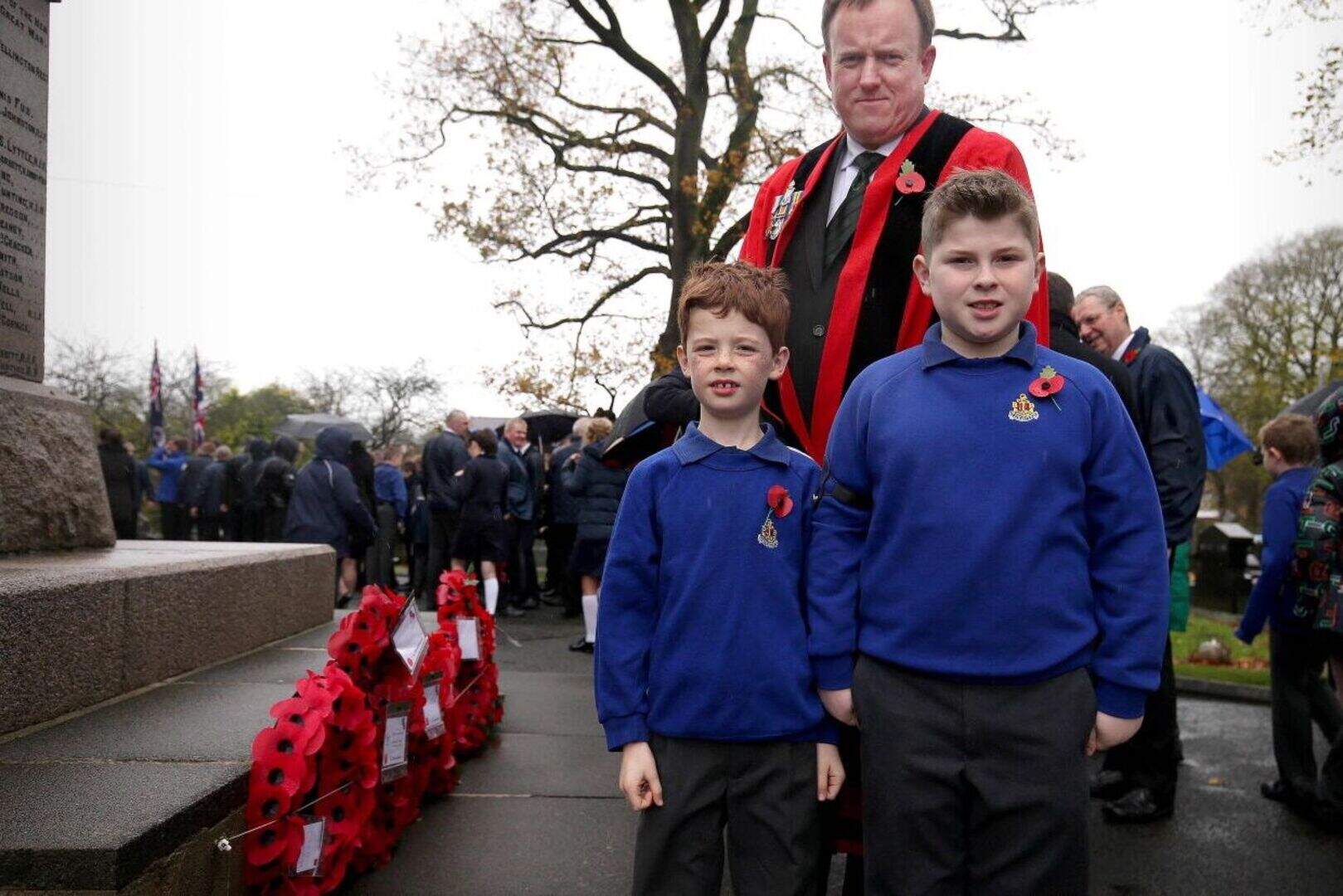 Remembrance Sunday marked across Northern Ireland (In photos) | Belfast ...