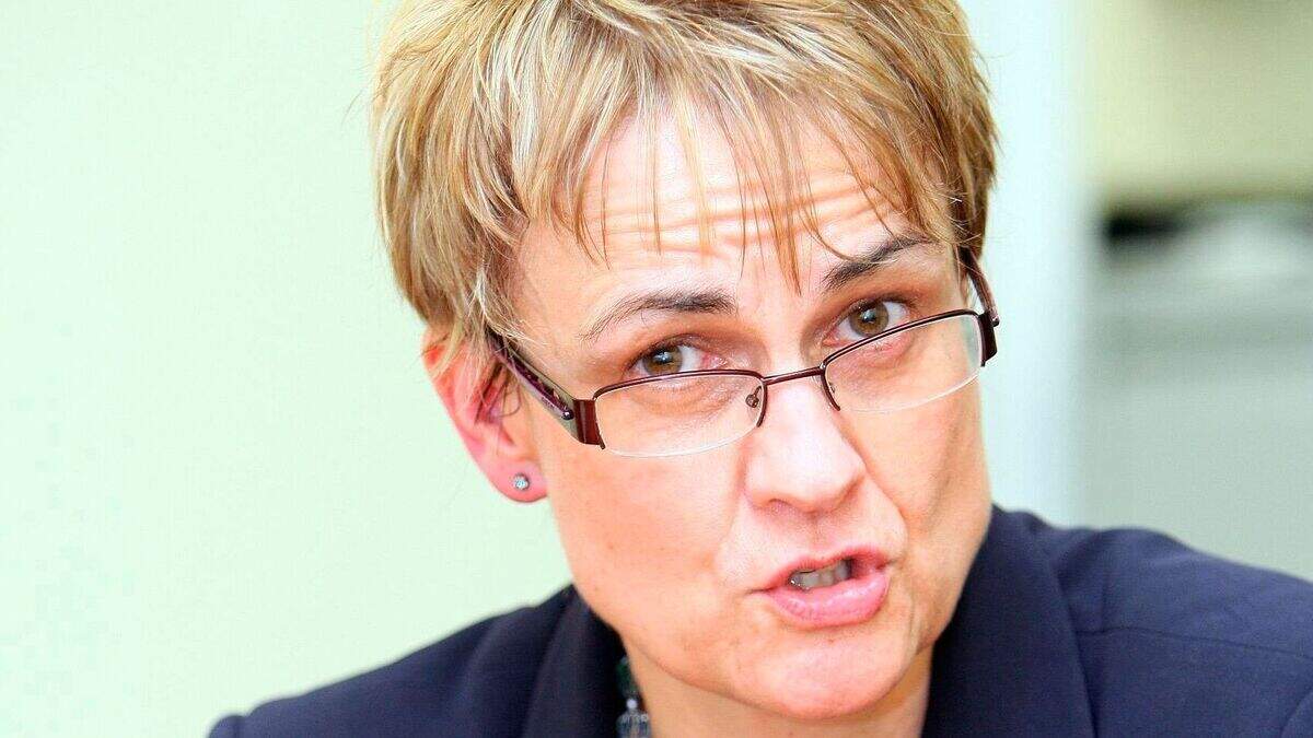 Editor's Viewpoint: We wish Ritchie well in her cancer battle | Belfast ...