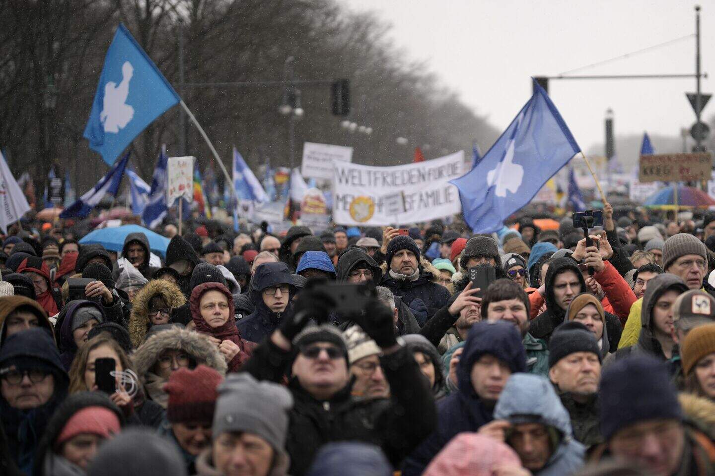 Thousands join Berlin rally calling for Ukraine peace talks | Belfast ...