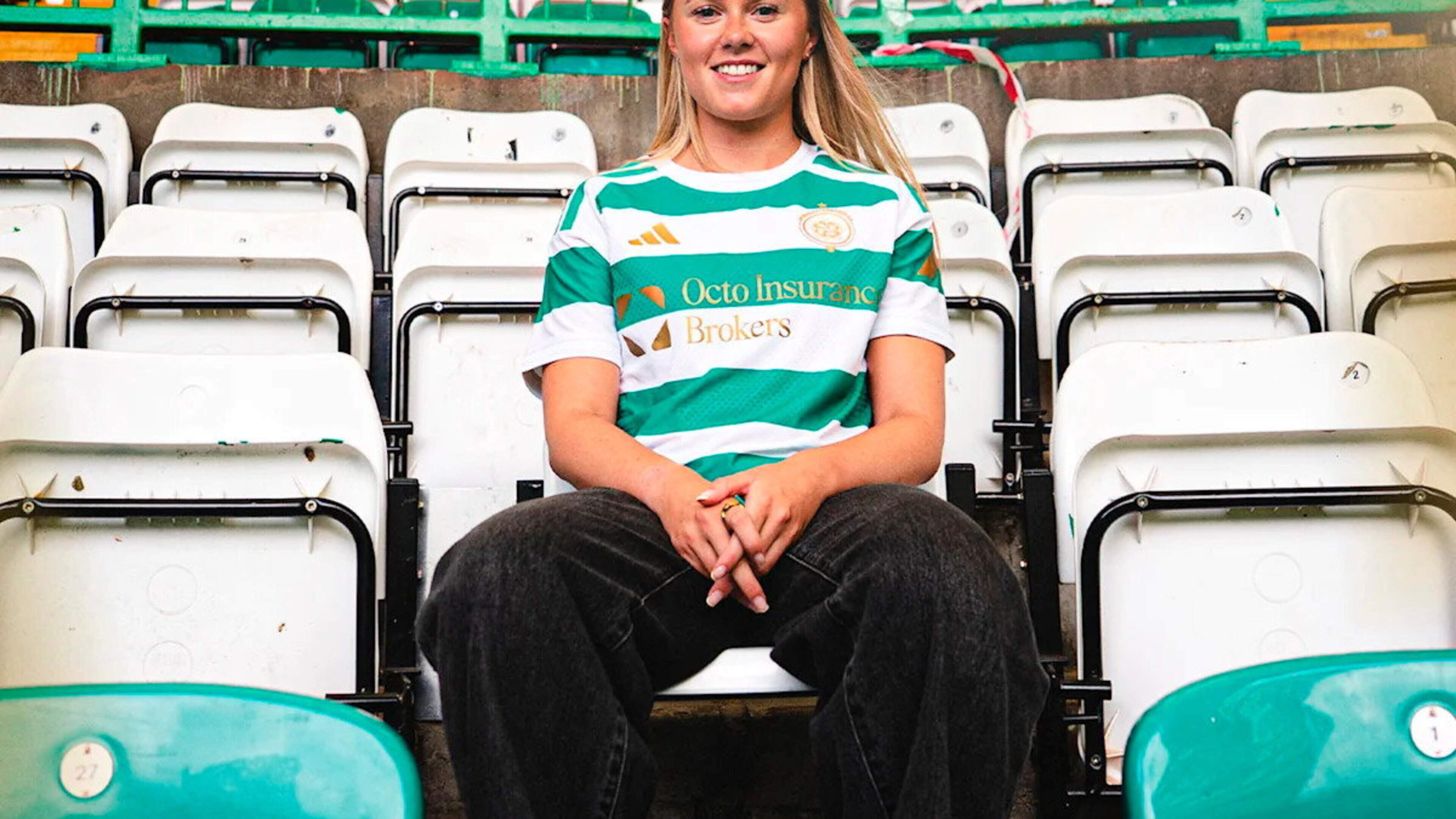 Northern Ireland international forward joins Celtic: “It’s amazing to be here”