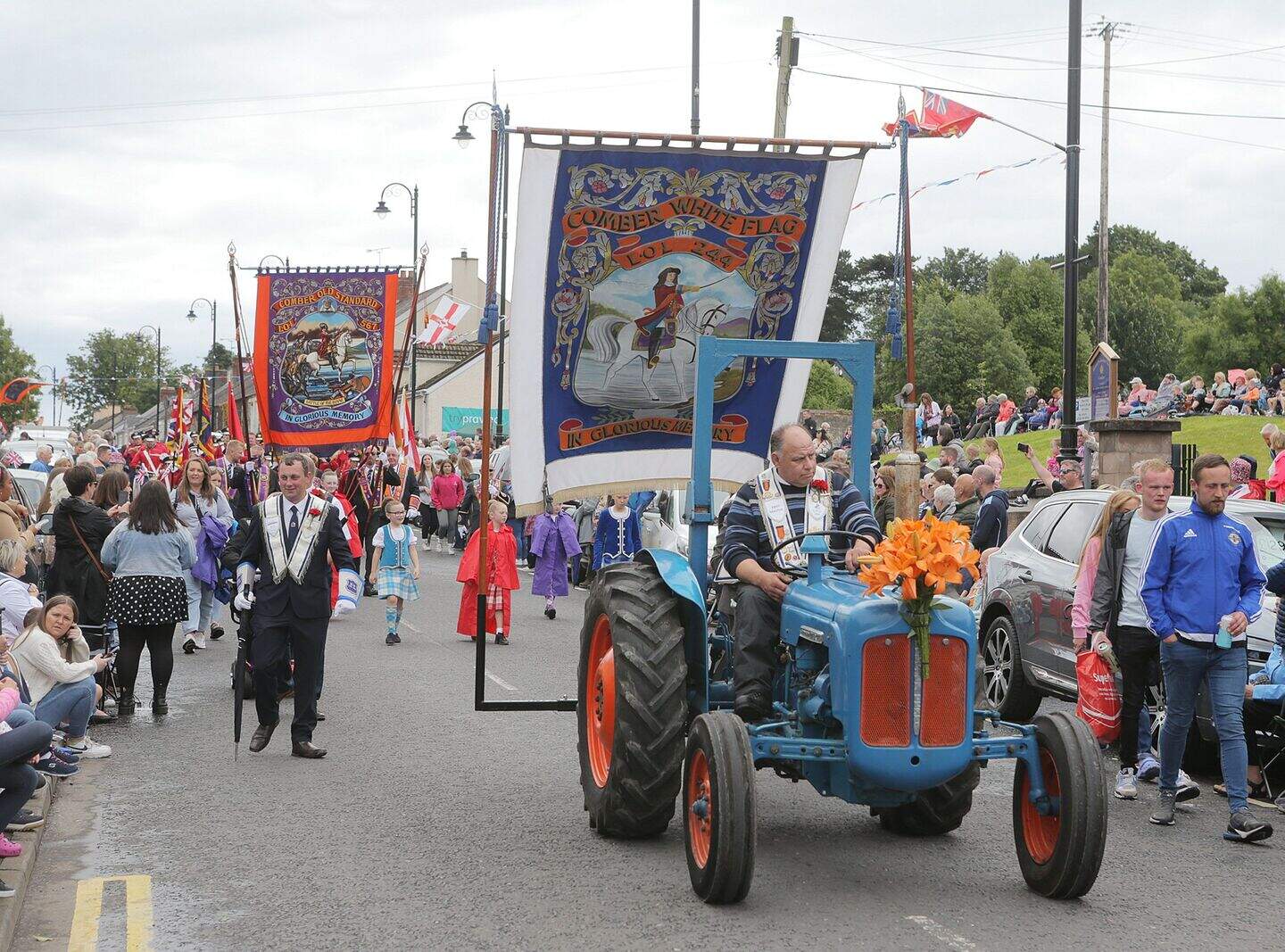Twelfth pictures: A home parade for Master of Comber Old Standard LOL ...