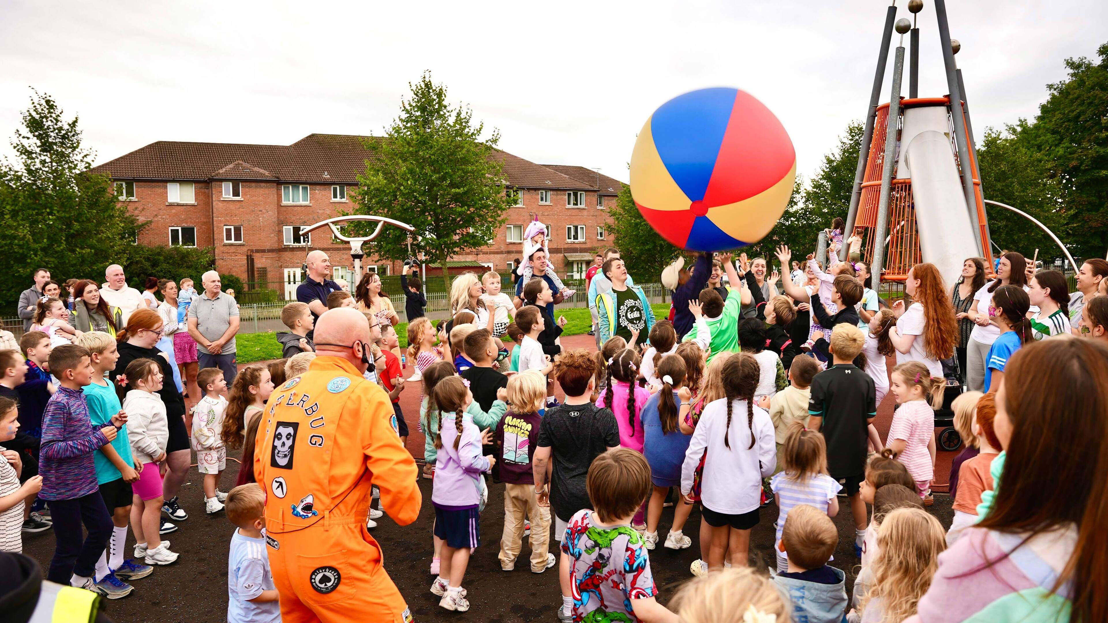 ‘It’s an amazing celebration showcasing everything that’s great about our neighbourhoods’: Féile 2026 gets underway in Derry