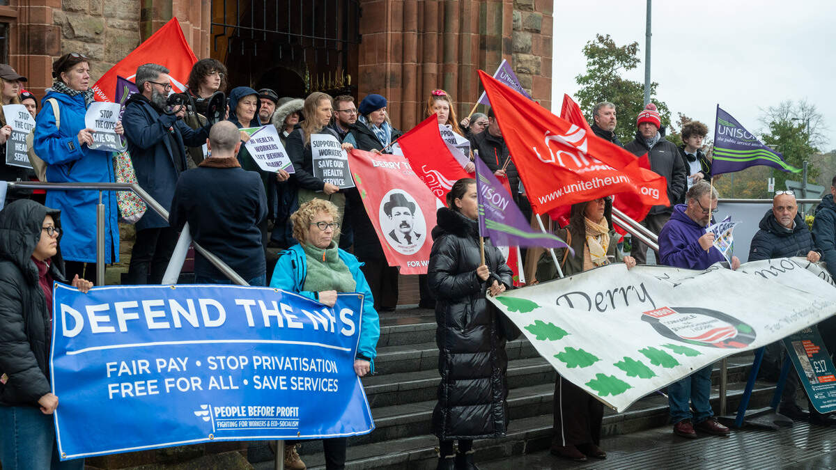 ‘Health service in emergency’: Derry rally hears warning over cuts, pay and Altnagelvin A&E