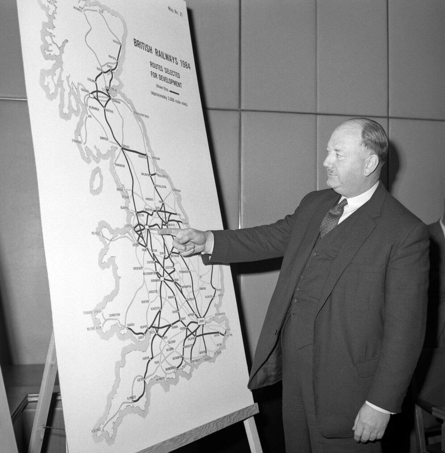 Reversal of Beeching rail cuts should happen quickly, says Shapps ...