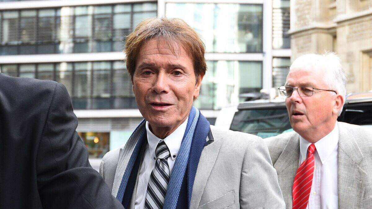Former detective ‘felt forced’ to reveal raid on Sir Cliff’s home to ...