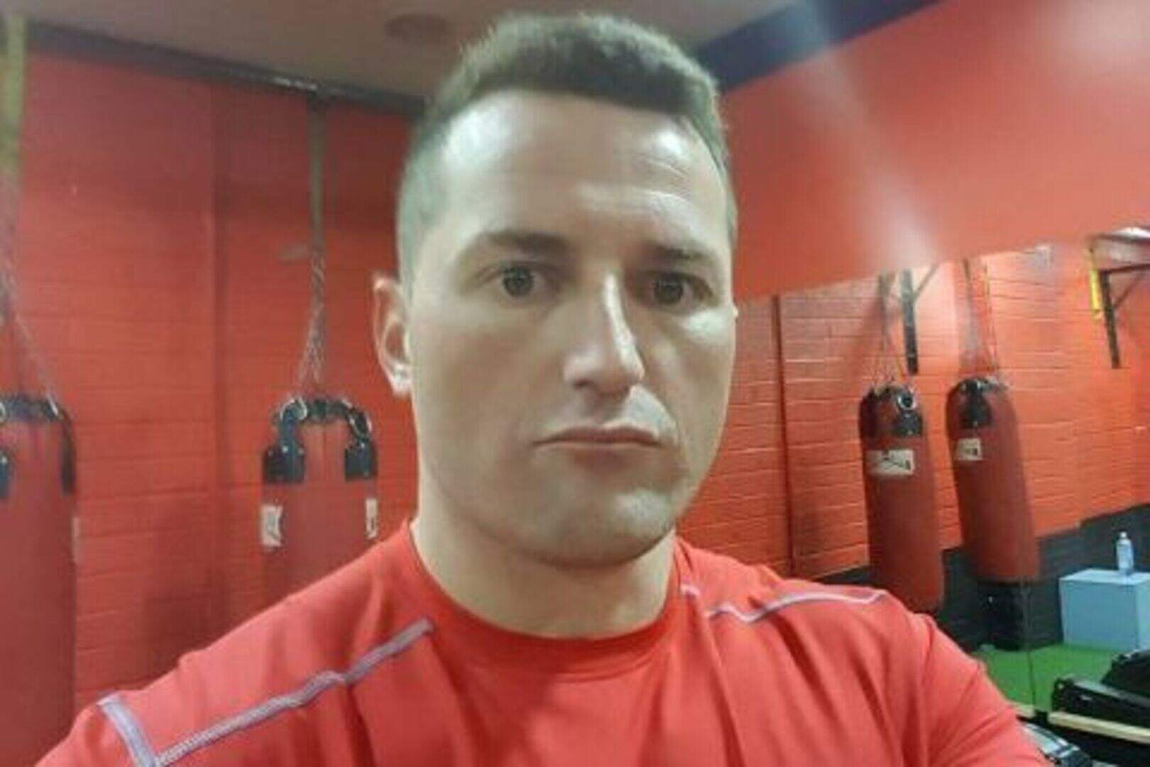 ‘Significant’ crime figure wanted over Belfast murder of Robbie Lawlor discussed ‘stabbing a barrister’ in EncroChats, court hears