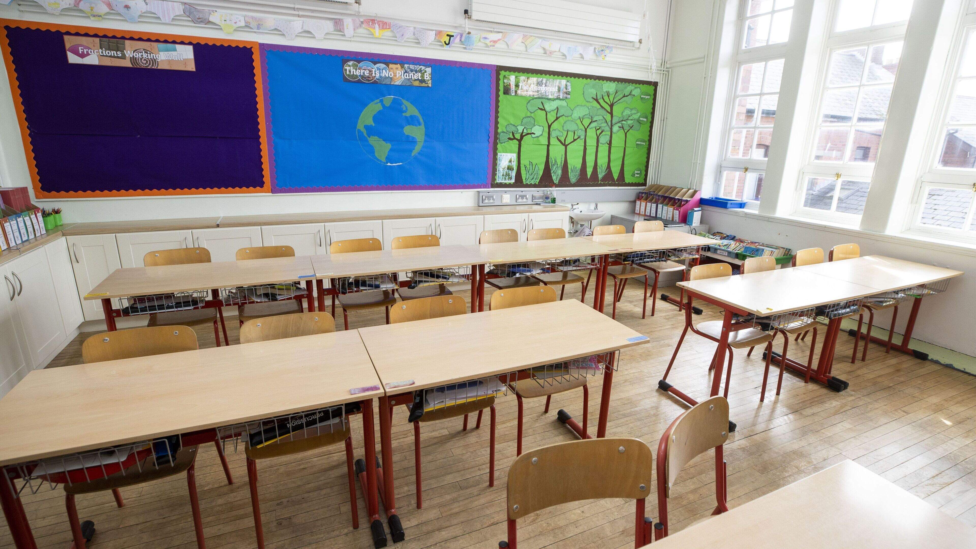 Teaching unions warn of industrial action over workloads as new term starts