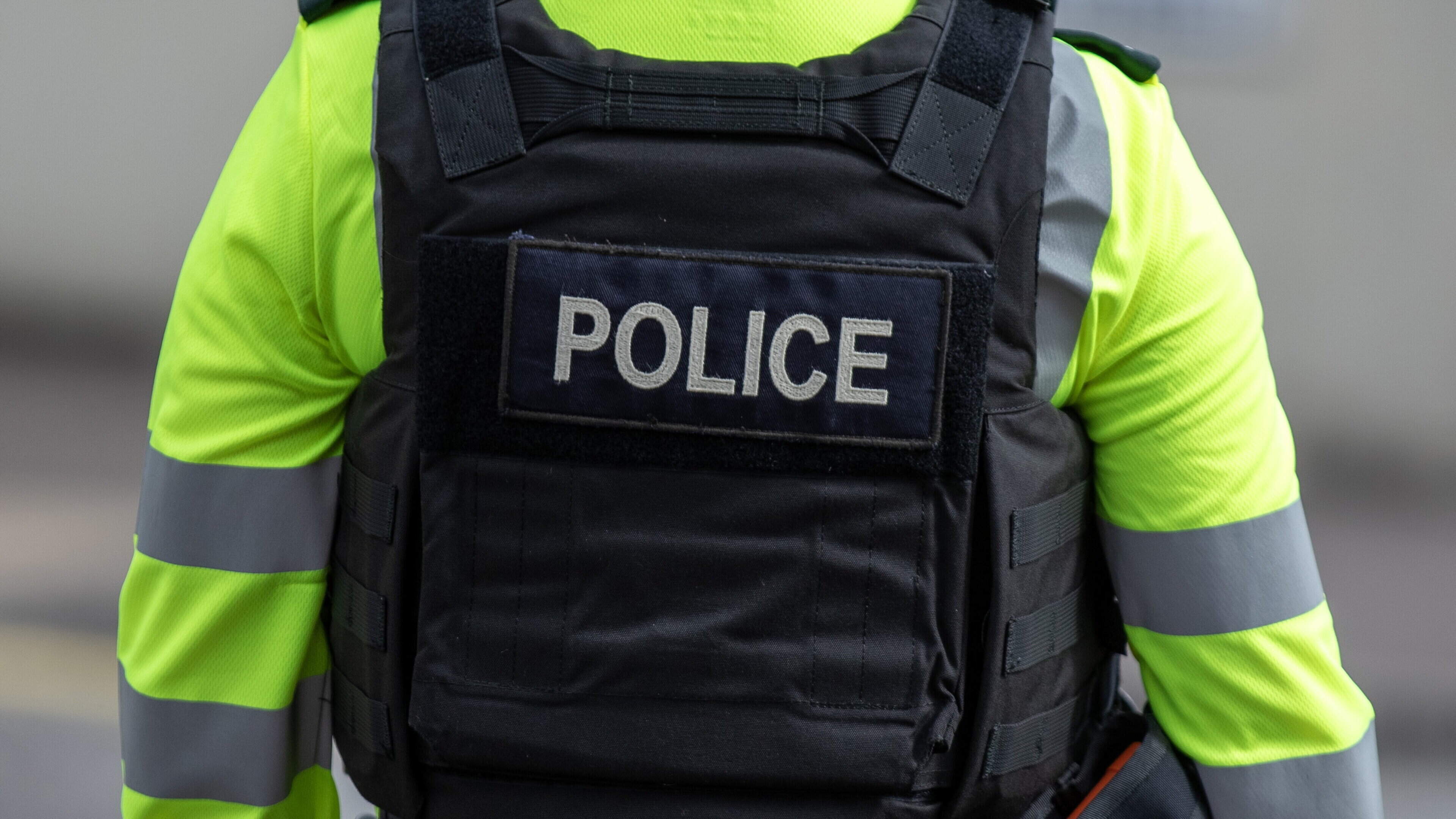 Belfast road closed following discovery of suspicious object as residents asked to move from their homes
