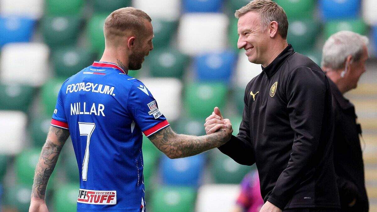 Irish League: Linfield manager David Healy urges Carrick Rangers to ...