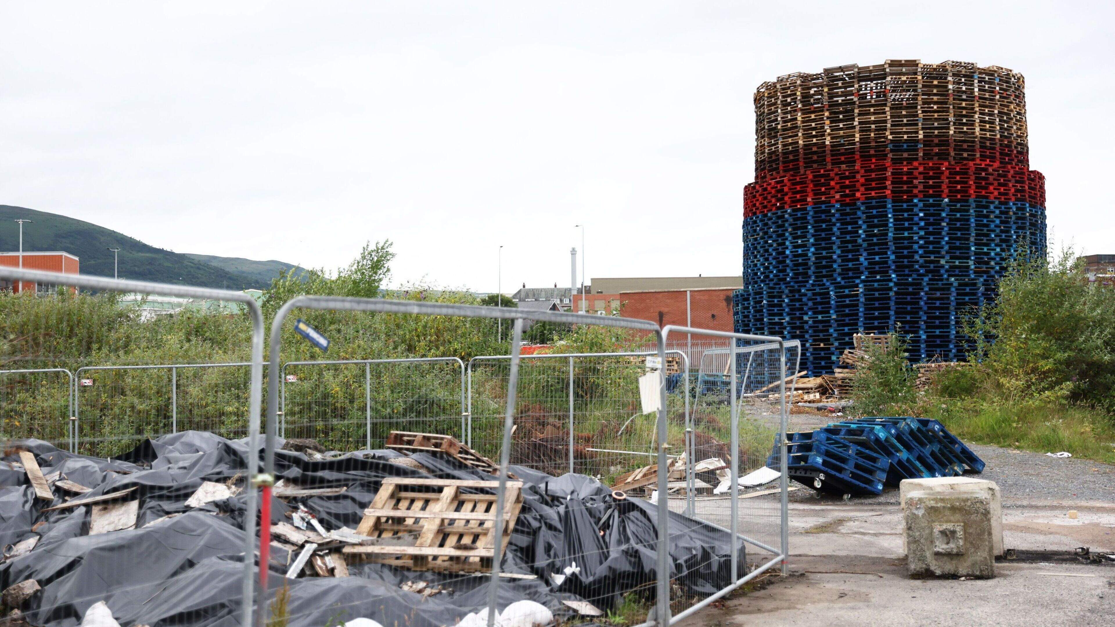 Preparations for Belfast ‘asbestos bonfire’ continue despite warnings and concerns