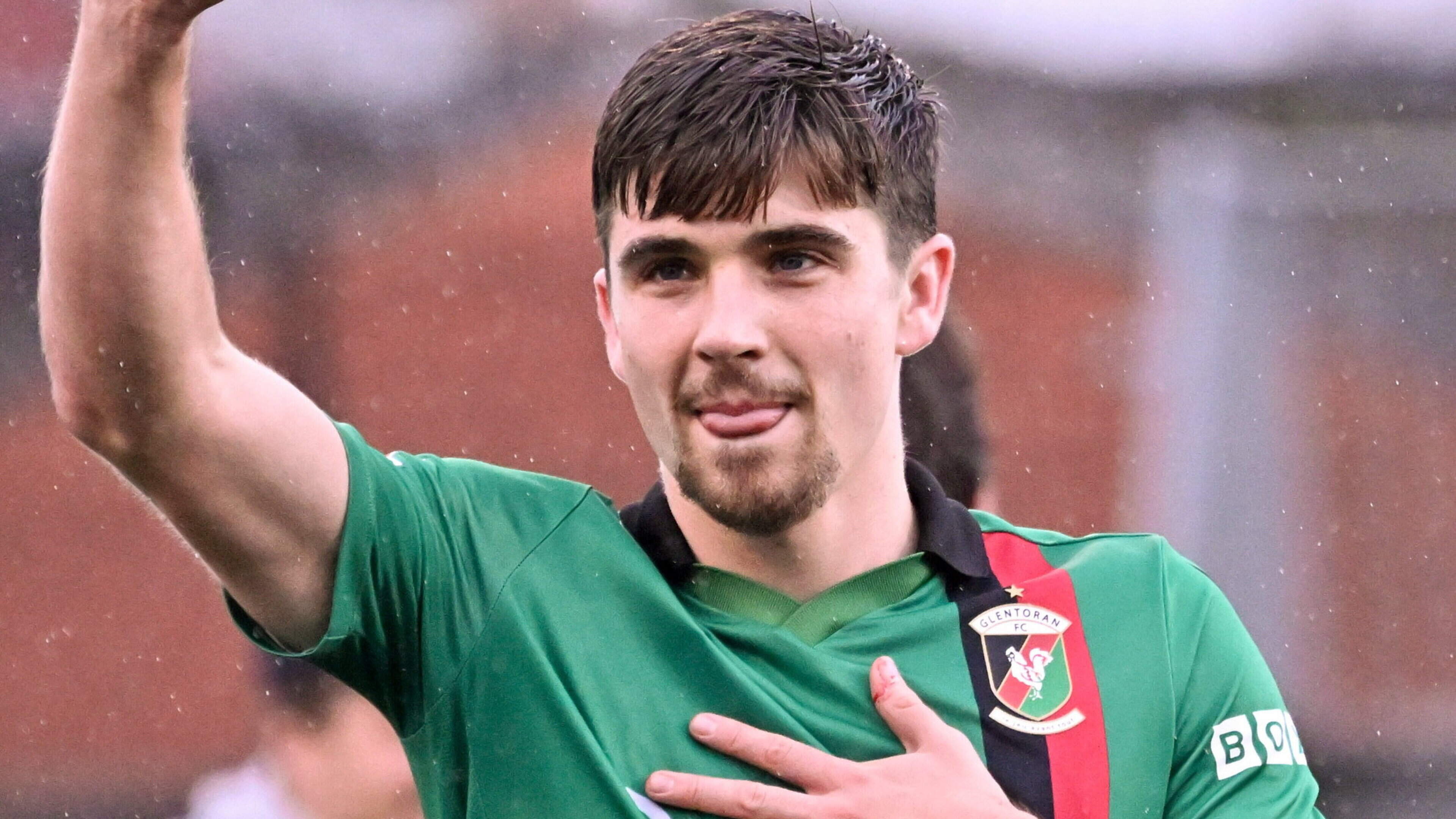‘We have to seize this moment’: Midfielder urges Glentoran to make title dream a reality