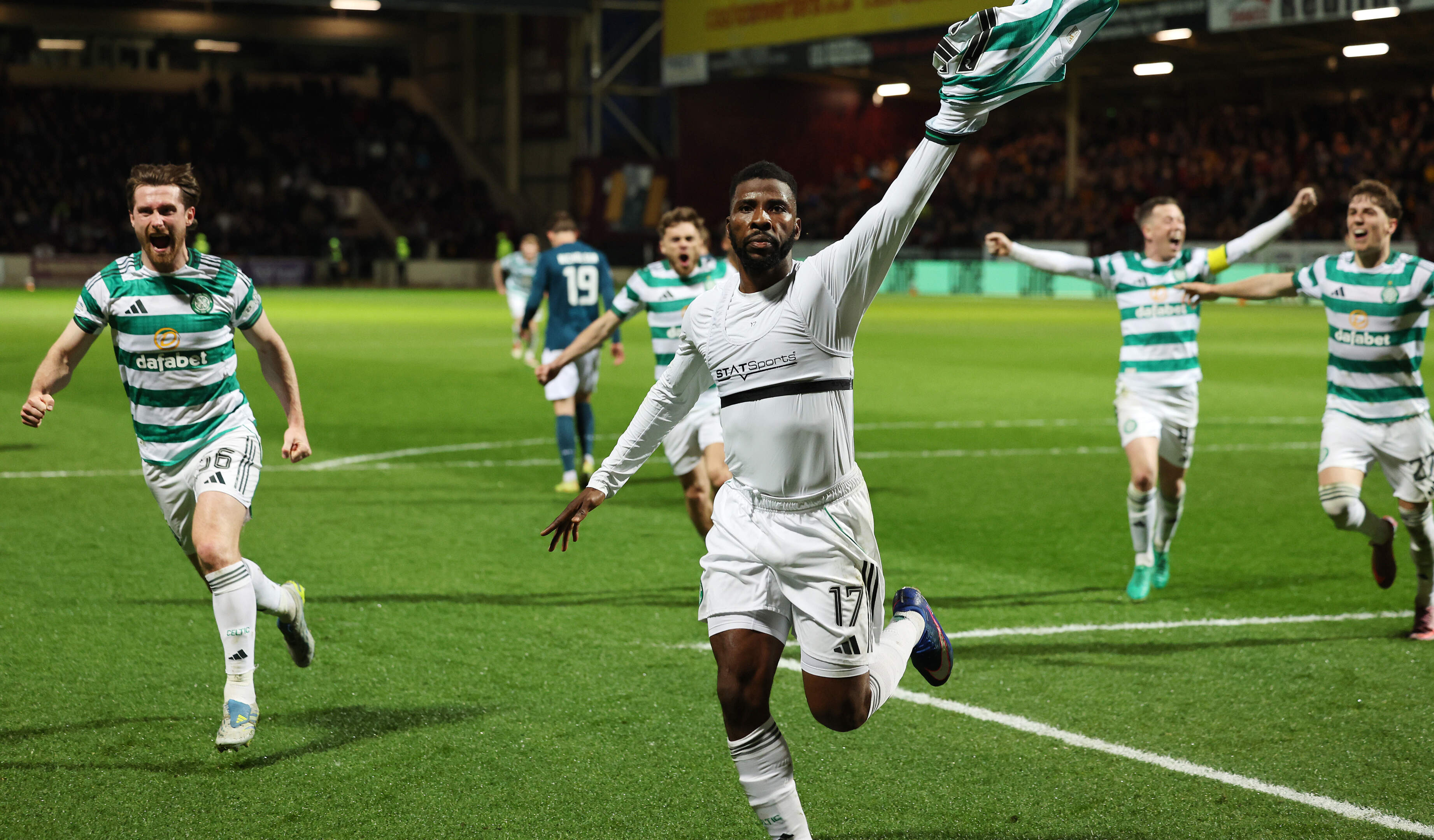 Kelechi Iheanacho nets controversial late penalty as Celtic set up dramatic title shootout with Hearts on final day