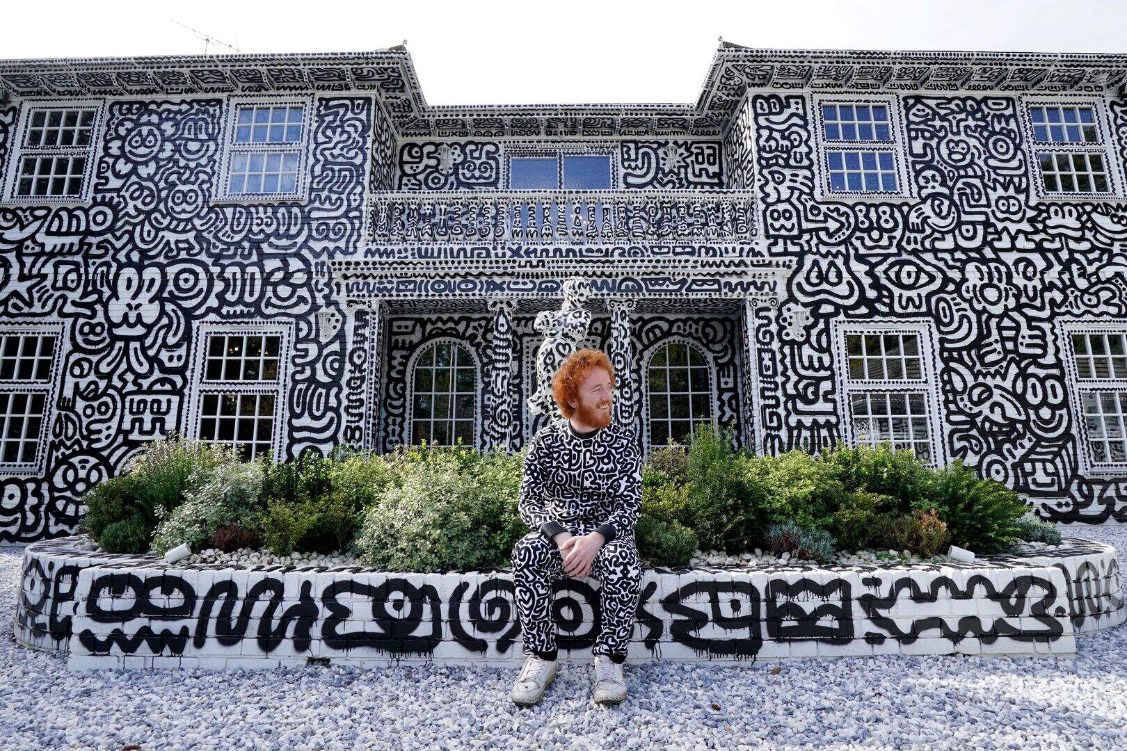 British artist Mr Doodle transforms Kent mansion with his hand-drawn ...