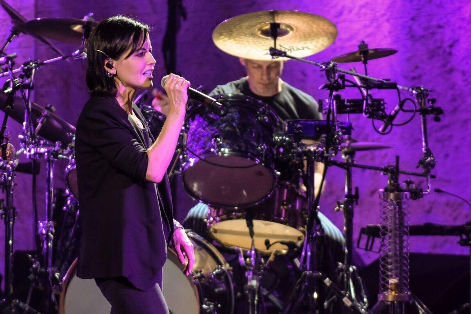 Dolores O'Riordan: Police not treating death of Cranberries singer as ...