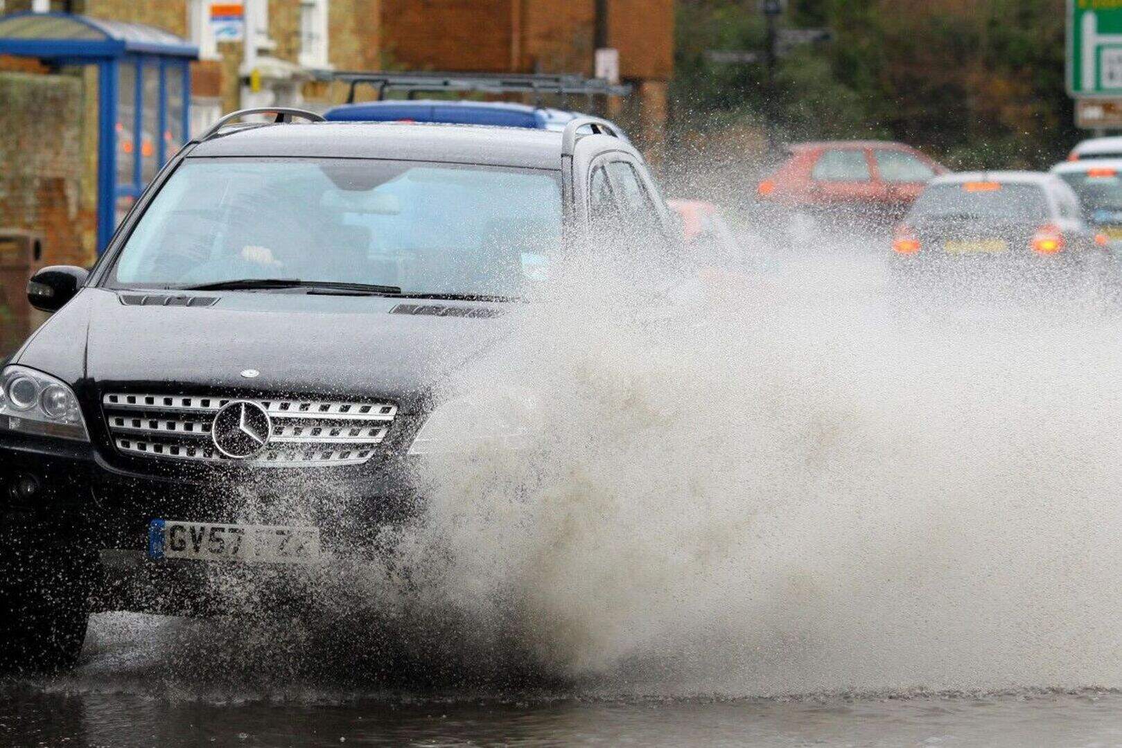 Puddle-splashing drivers slammed | Belfast Telegraph