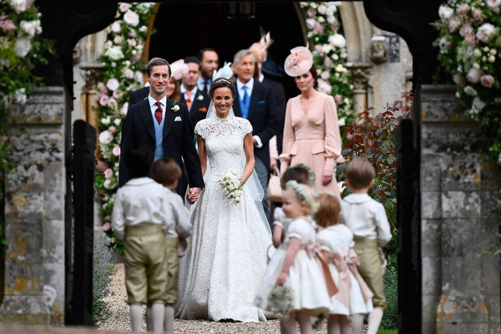 Middleton wedding: We take a look at the dresses worn by Pippa and Kate ...