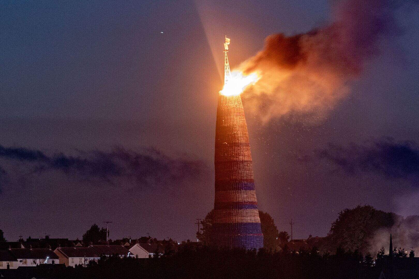 Twelfth of July: Eleventh Night bonfires lit across Northern Ireland ...