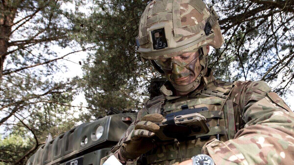New mobile battlespace technology app hailed a game changer by UK Army ...
