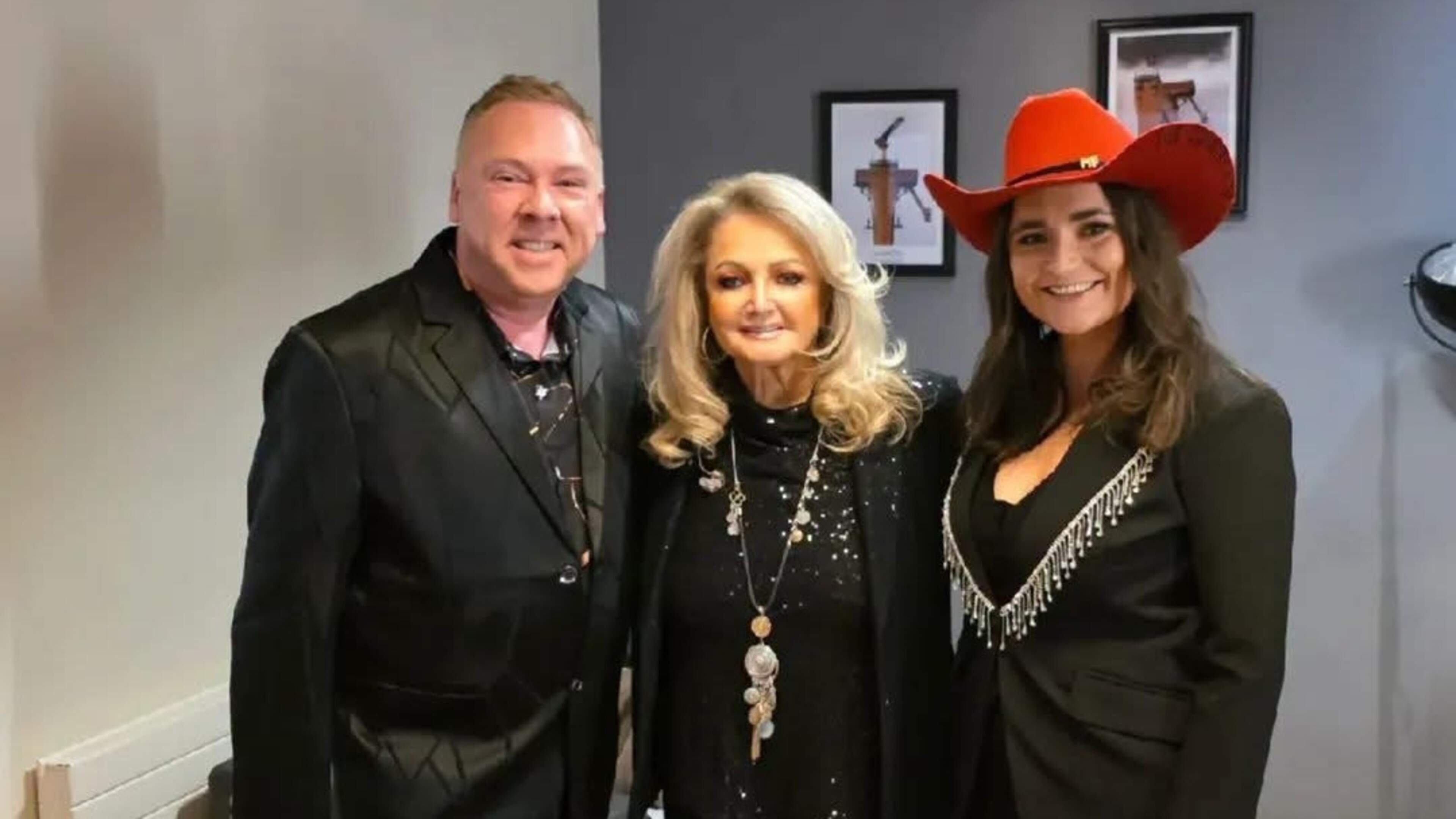 Tributes to Bonnie Tyler after death months on from Belfast gig: ‘We’ll always remember that night’