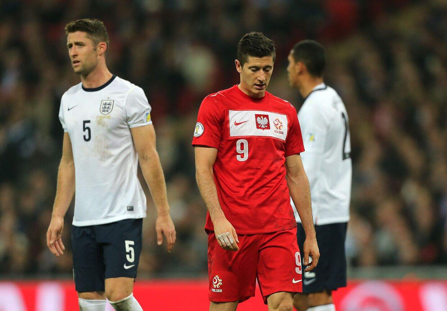 Poland captain Robert Lewandowski will miss England game due to injury ...
