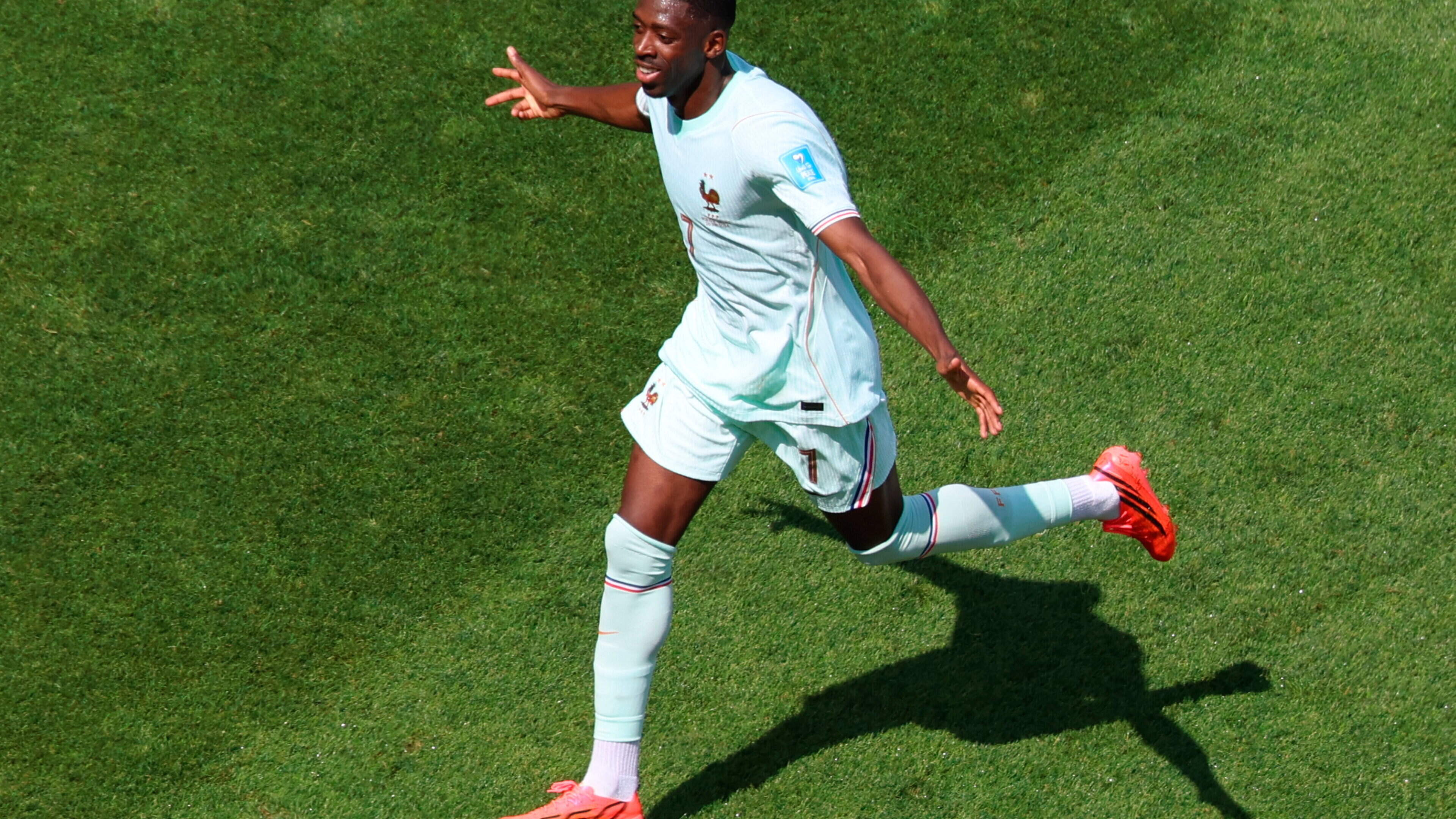 Ousmane Dembele hat-trick sees off Norway and ensures France top Group I