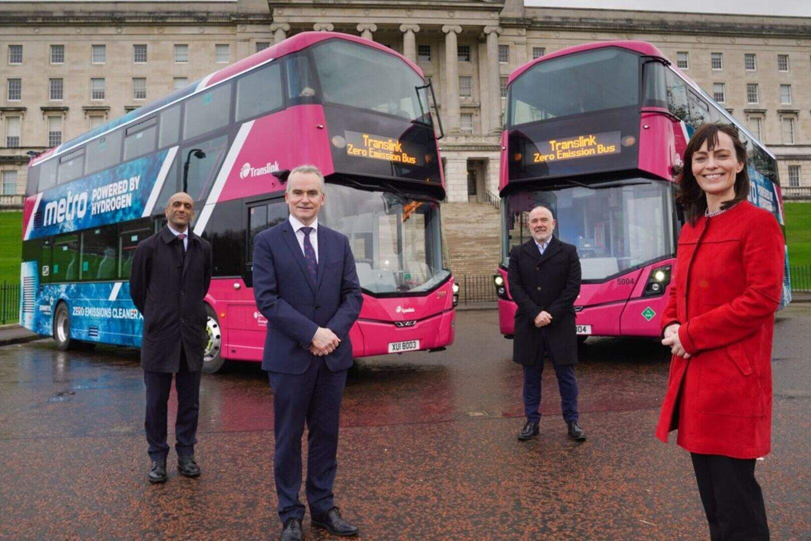 Translink's hydrogen-powered buses enter service in Northern Ireland ...