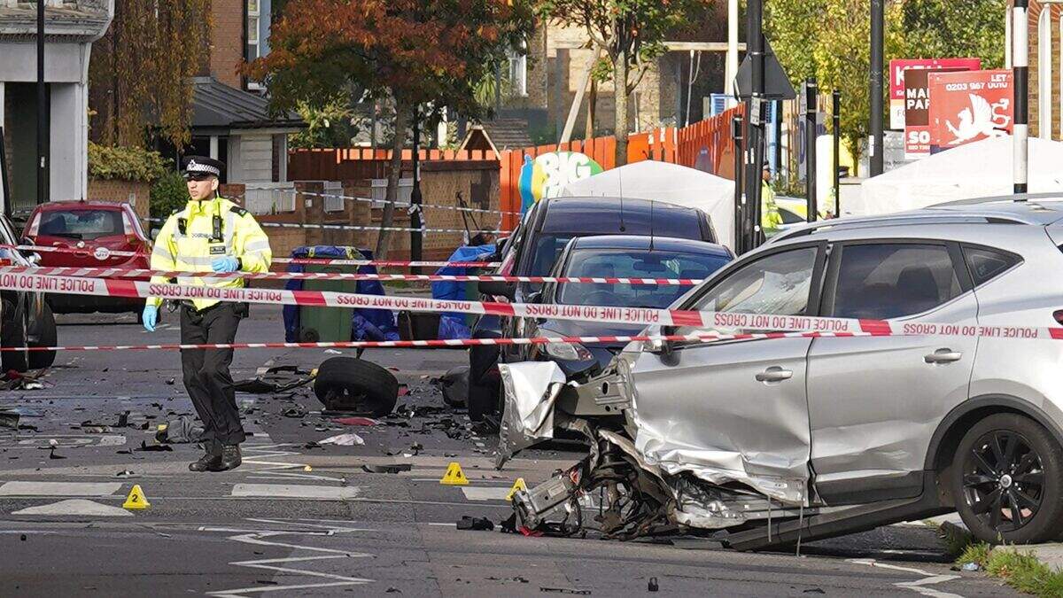 Police ‘struggling to find gunman who shot drill rapper eight times in ...