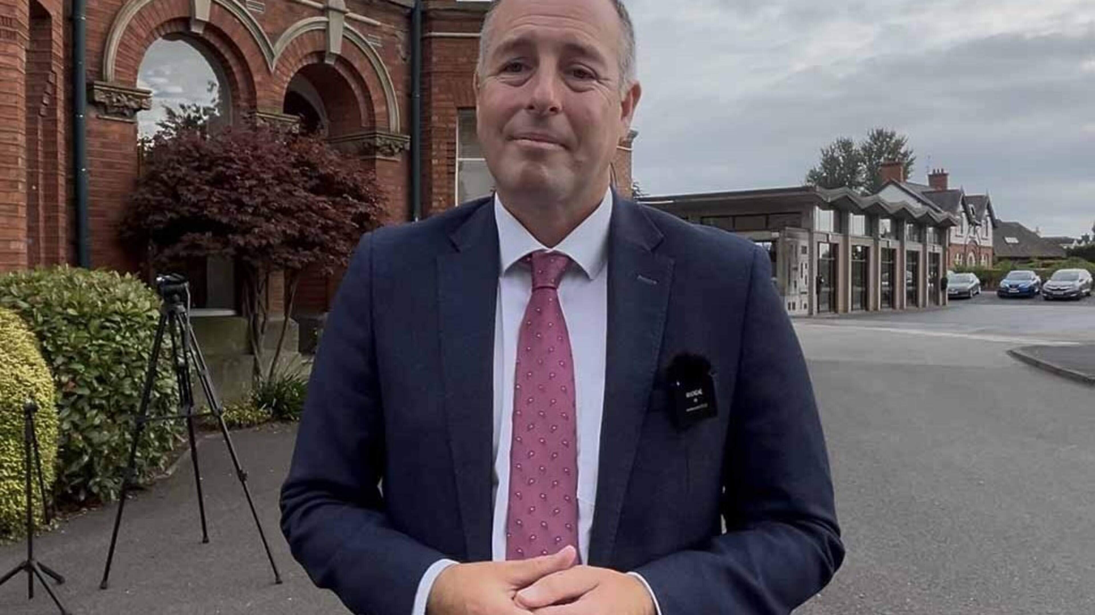 If the wheels are coming off anything, it’s Sinn Féin, says DUP Minister amid Stormont collapse fears