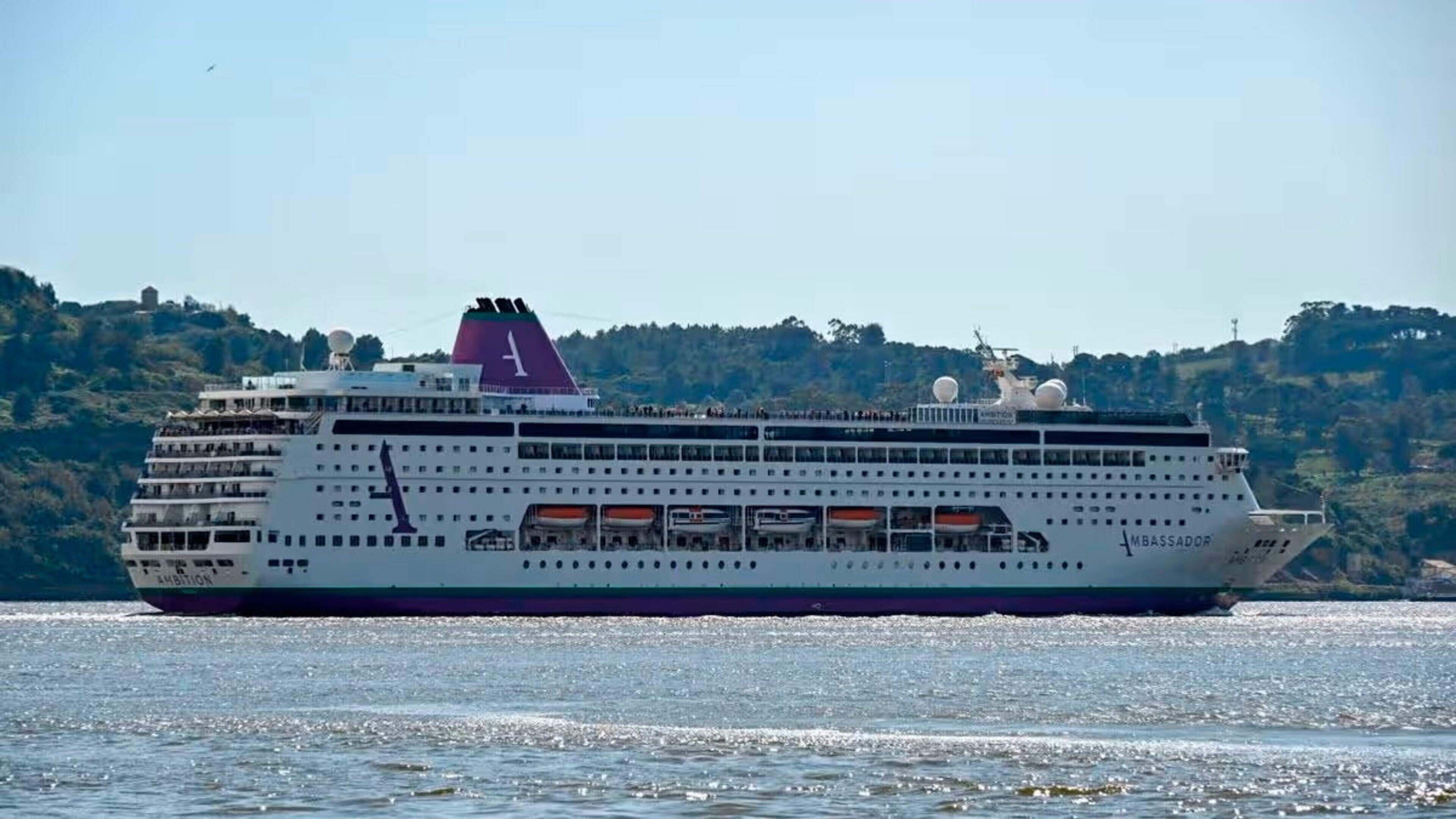 ‘We finally have our freedom back’: Northern Ireland couple tell of joy as Bordeaux luxury cruise lockdown ends after norovirus outbreak
