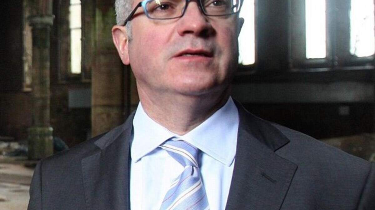 Belfast nightclubs' new 2am closing time is right move: Alex Attwood ...